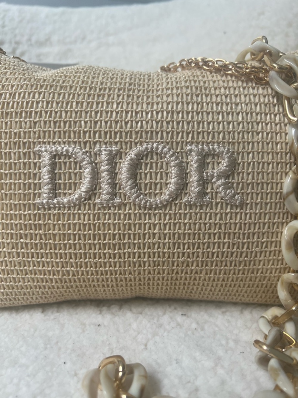 Dior Cream-Beige Raffia Upcycled beauty to Crossbody Bag with removable chain - Picture 3 of 9